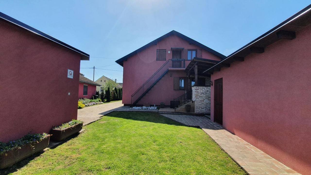 Villa Mons Aureus Popovac Ngoại thất bức ảnh